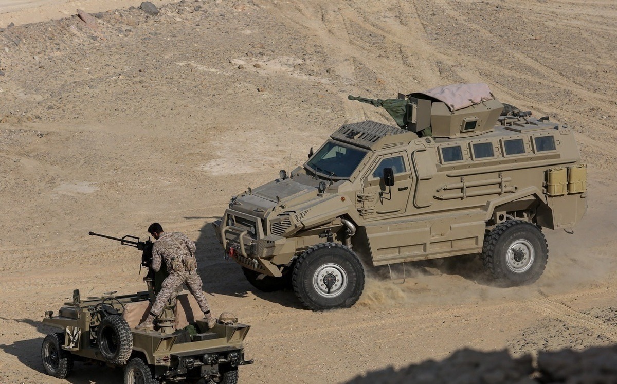 مرزبانان به خودرو‌های زرهی مجهز می‌شوند.