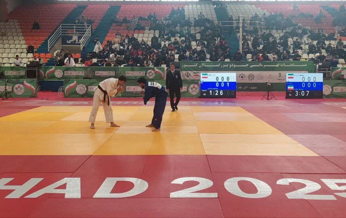 چهل‌وهشتمین دوره مسابقات جودو قهرمانی کشور که انتخابی تیم ملی نیز خواهد بود با حضور ۳۳ تیم از ۳۱ استان در سالن شهید بهشتی مشهد آغاز شد.