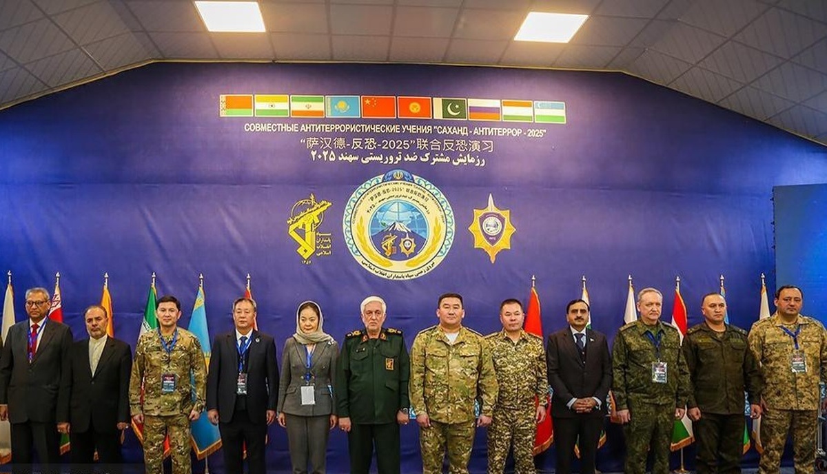 فرمانده رزمایش ضدتروریستی «سهند ۲۰۲۵» پیام این رزمایش را تلاش همه‌جانبه برای مقابله با تروریسم عنوان کرد و گفت: نیروی زمینی سپاه و کشور‌های شرکت کننده سناریوی رزمایش را با موفقیت انجام دادند.