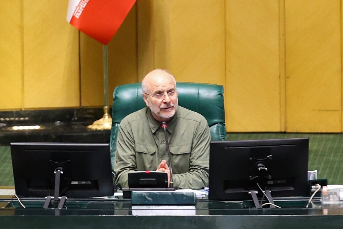 محمدباقر قالیباف، رئیس مجلس شورای اسلامی با بیان اینکه دانشجویان ایرانی در تاریخ رهبران اجتماعی مبارزه با مستبدان بوده‌اند گفت، نظام سلطه از دانشجوی ایرانی کینه تاریخی در دل دارد.