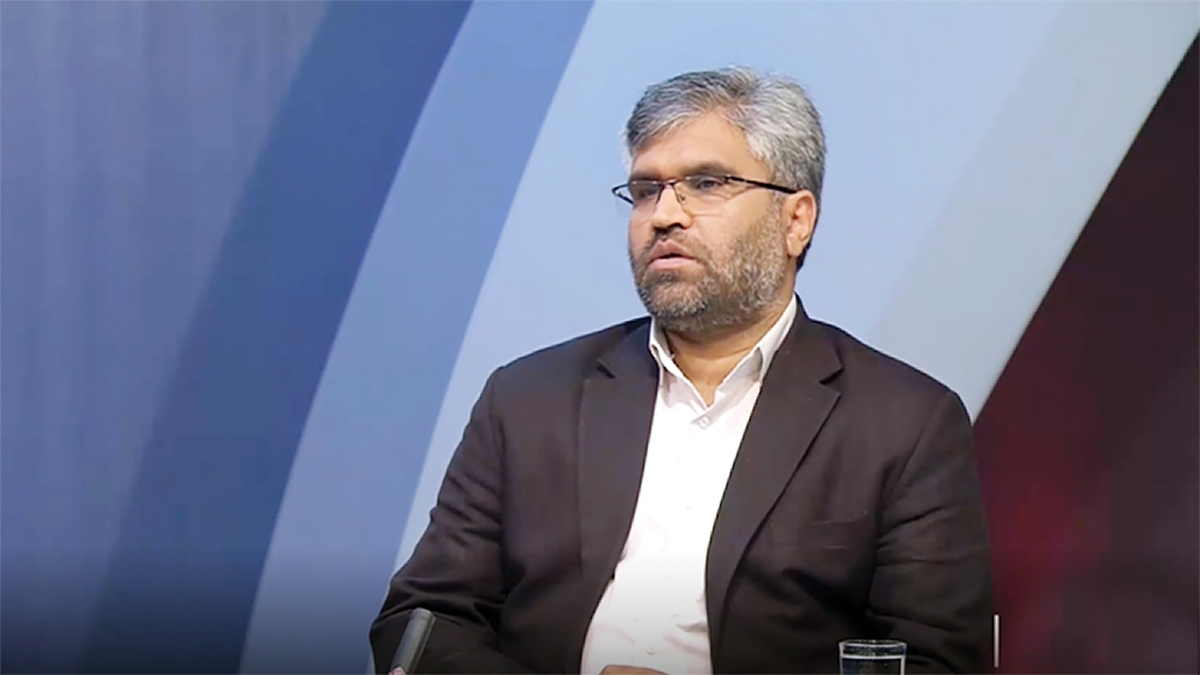 معاون امور استان‌های سازمان صداوسیما در گفت‌وگو با اداره کل روابط‌ عمومی رسانه ‌ملی درباره رویداد ملی «ایران‌جان» اظهار کرد: یکی از اتفاقات خوب این رویداد راه‌اندازی «ایران‌جان»های استانی است؛ بدین معنا که هر استان همین رویدادی را که ما در سطح ملی اجرا می‌کنیم برای شهرستان‌های خود اجرایی می‌کند و هر هفته را به یکی از شهرستان‌ها اختصاص می‌دهد.