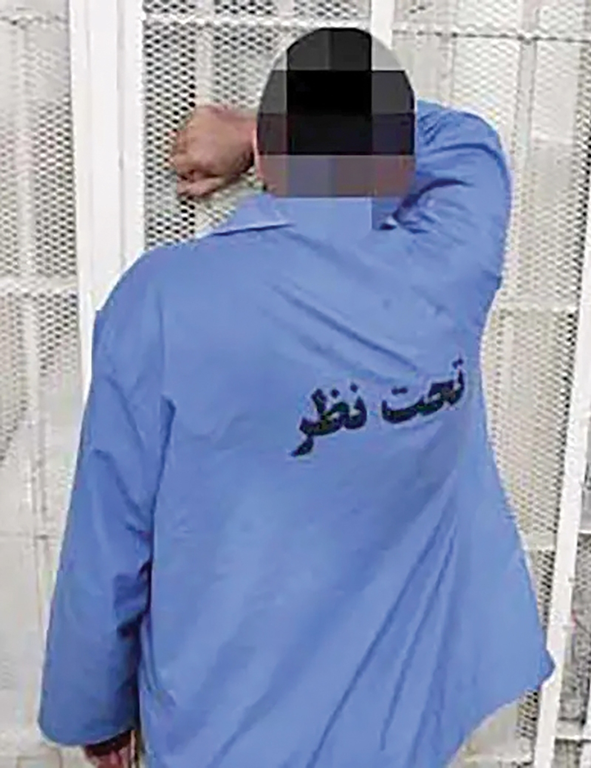 مردی که متهم به قتل همسرش است، پس از نقض حکم تبرئه‌اش برای دومین‌بار پای میز محاکمه ایستاد وهمچنان مدعی خودکشی همسرش است.