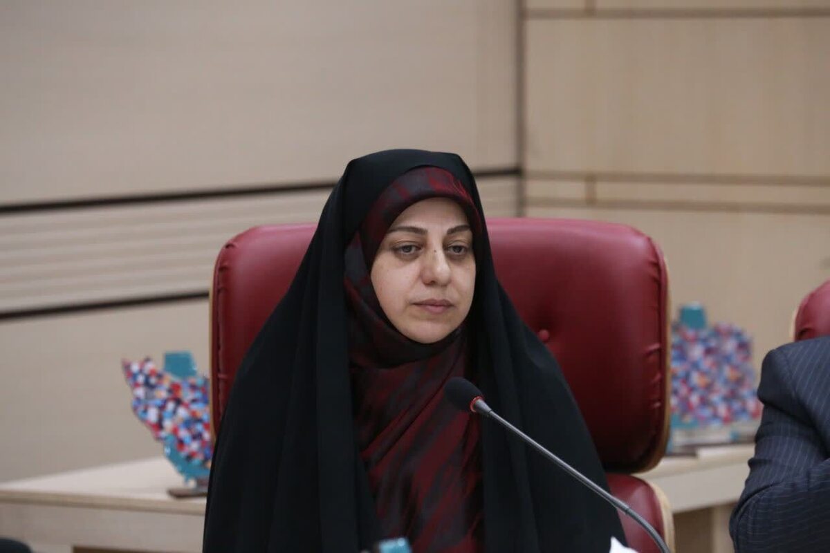 رویداد استانی جایزه جوانی جمعیت با هدف ترویج سیاست‌های جمعیتی، تقویت پایداری خانواده و قدردانی از فعالان این حوزه، با حضور استاندار قزوین و مدیران دستگاه‌های اجرایی در استانداری برگزار شد.