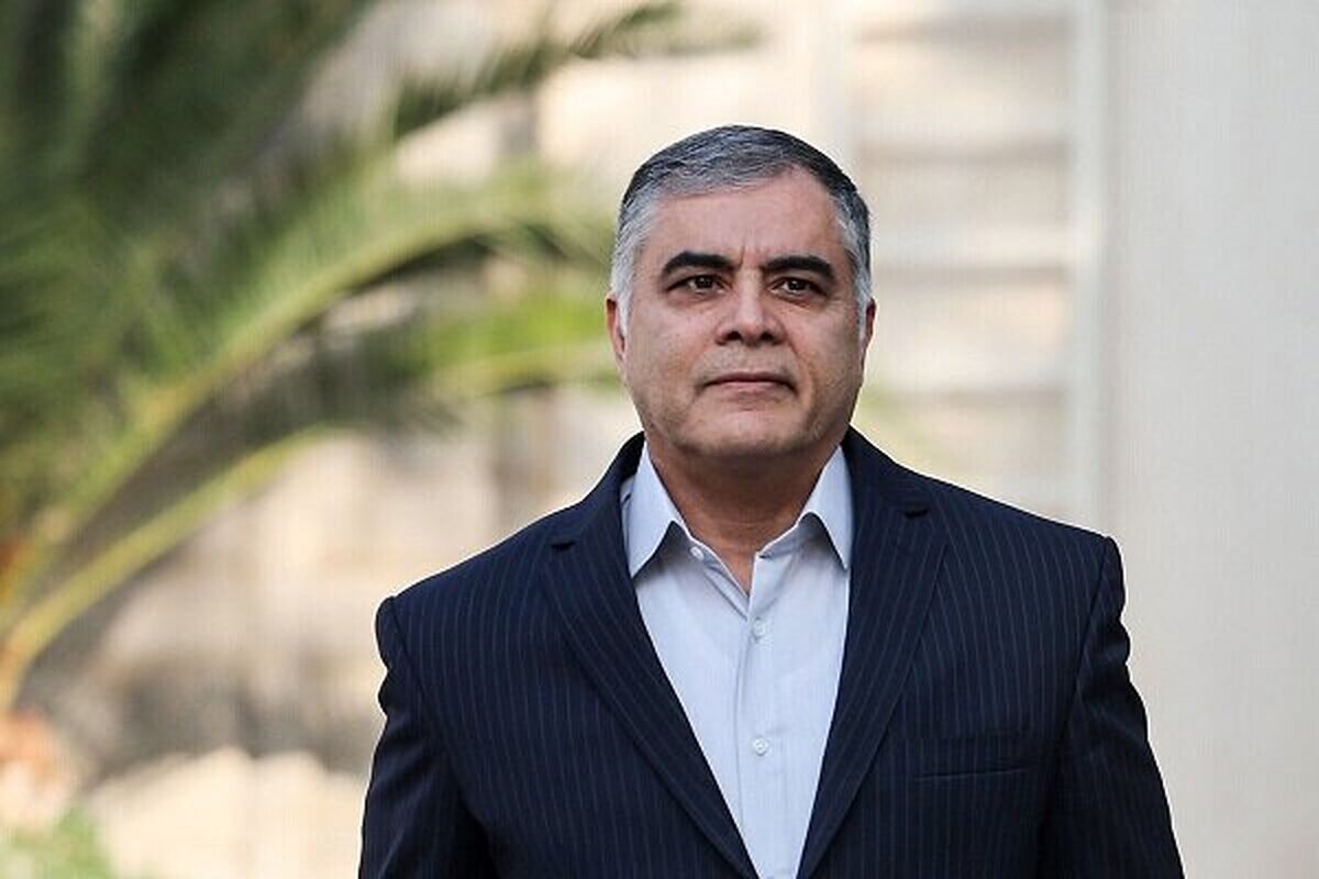 وزیر نفت با تأکید بر تداوم روند قبلی صدور کارت سوخت به مردم اطمینان داد که در این حوزه هیچ‌گونه نگرانی یا مضیقه‌ای برای مردم ایجاد نخواهد شد.