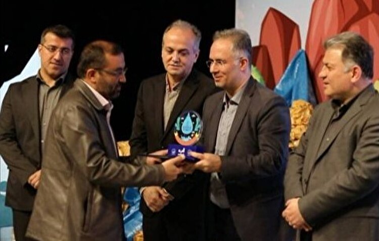 از رشت تا قزوین؛ لوح ملی افتخار به خانه آب و فاضلاب رسید