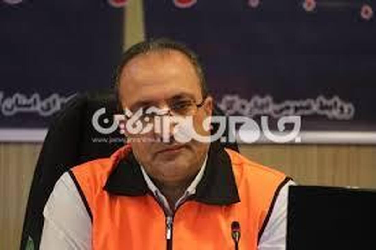 مدیرکل راهداری و حمل‌ونقل جاده‌ای آذربایجان‌غربی با اشاره به شدت گرفتن بارش برف در محورهای پیرانشهر، اشنویه و مناطق کوهستانی استان، از رانندگان خواست با احتیاط کامل تردد کرده و تجهیزات زمستانی را به همراه داشته باشند.