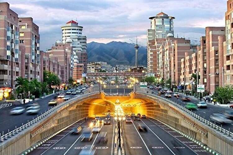 هر دو مسیر تونل توحید امشب مسدود است