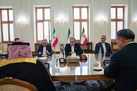 وزیرخارجه ایران بر تحکیم روابط با کشورهای همسایه از جمله عربستان تاکید کرد