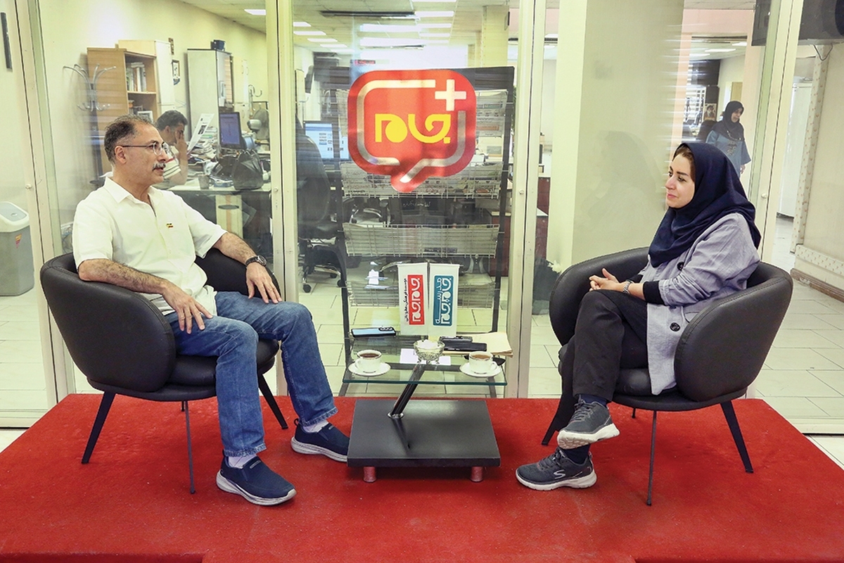 هفتمین جشنواره موسیقی و سرود بسیج، به دبیری رضا مهدوی، دی‌ماه امسال با آثاری در قالب‌های متنوع موسیقایی ازجمله آکاپلا، سرودهای گروهی، تک‌آهنگ و تک‌ترانه برگزار می‌شود. امسال بخشی جدید با عنوان «روایتگری جنگ تحمیلی ۱۲روزه» همراه با اجرای سازهای ایرانی، برای تمام گروه‌های سنی به برنامه جشنواره افزوده شده است. به این بهانه با رضا مهدوی، دبیر هفتمین جشنواره ملی‌ و‌ استانی موسیقی ‌و سرود بسیج هنرمندان درباره محورها و اهداف این رویداد به گفت‌وگو نشستیم.