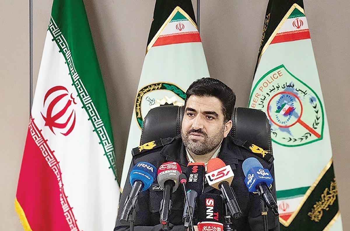 پرونده‌ کلاهبرداری‌های سریالی در فضای مجازی و مداخله غیرقانونی در امور پزشکی، باردیگر پیش روی پلیس فتای پایتخت قرار گرفت. دو پرونده‌ جداگانه اما با شباهت‌های قابل توجه که در آن یک متهم ۲۴ساله با ادعای نبوغ و تخصص، قربانیان متعددی را فریب داده است.