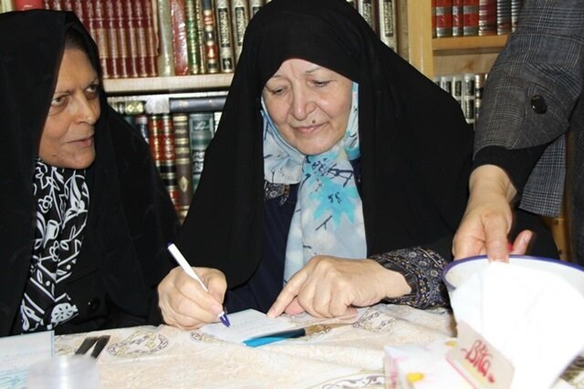 «حکمت در سپهر ادب»، روایت زندگی و سلوک فرهنگی و ادبیِ حکیمه دبیران، استاد برجسته زبان و ادبیات فارسی پنجشنبه بیستم آذرماه ۱۴۰۴ ساعت ۱۹ از قاب شبکه چهار سیما پخش می‌شود.