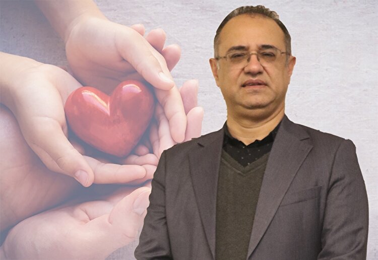 رویش زندگی از دل مرگ