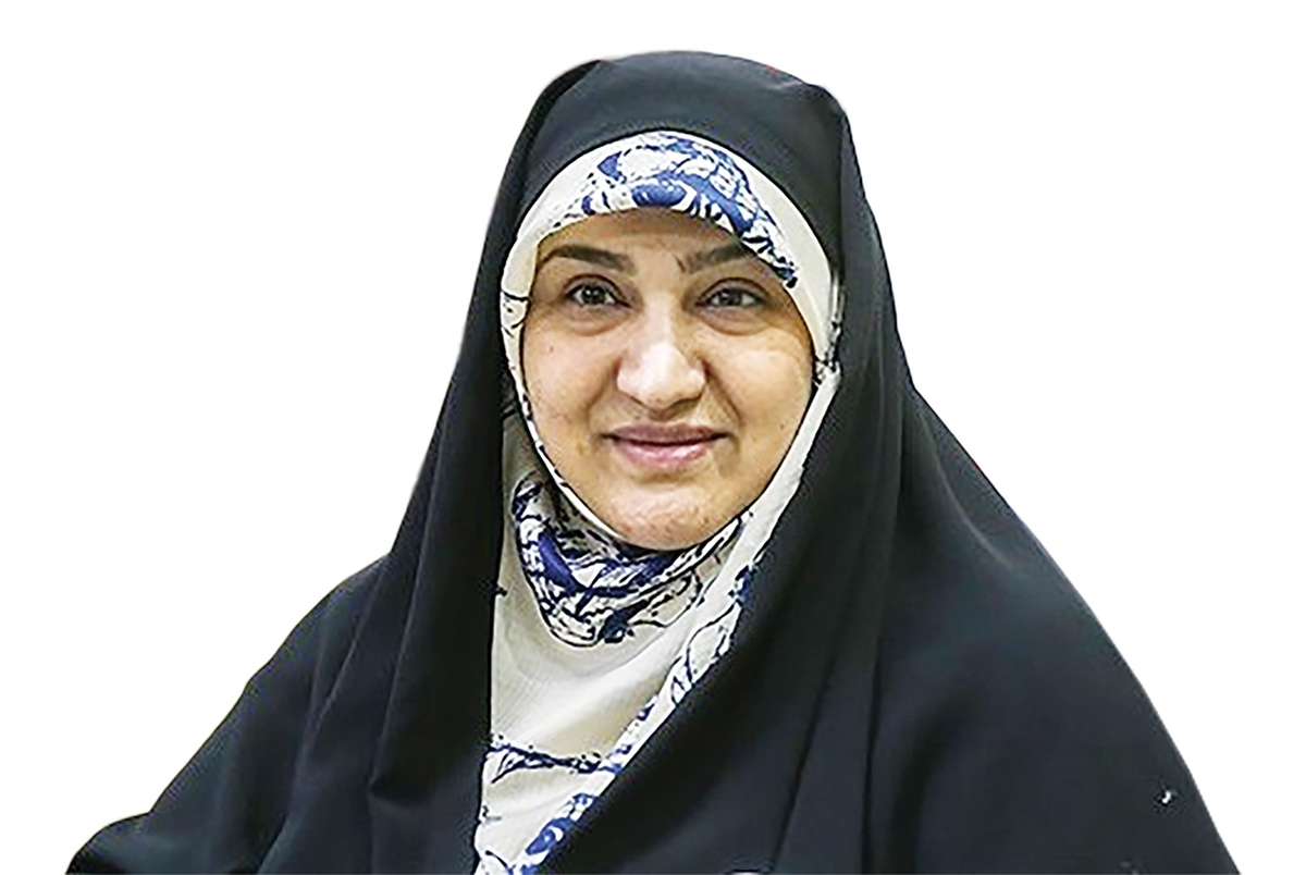  در برنامه«دور یک میز»رادیو تهران،دکتر سمیه رفیعی،نماینده مجلس به بررسی نقش زنان و دختران مقاوم درتربیت نسل آینده وچالش‌های قانونی مرتبط بامهریه و حمایت از زنان پرداخت. این گفت‌وگو در سالروز میلاد حضرت زهرا(س) و روز زن برگزار شد وباتمرکز برنقد مصوبات مجلس،برلزوم اصلاح سیاست‌های حمایتی و ایجاد مکانیسم‌های مؤثر برای زنان تأکید شد.