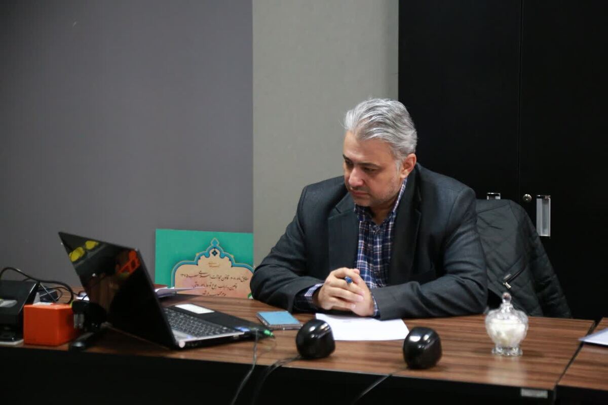 جلسه هم‌اندیشی با سازندگان و انبوه سازان در بافت‌های فرسوده و ناکارآمد شهری با حضور عبدالرضا گلپایگانی مدیرعامل شرکت بازآفرینی شهری ایران به صورت وبیناری و همزمان با ادارات کل استان‌ها برگزار شد.