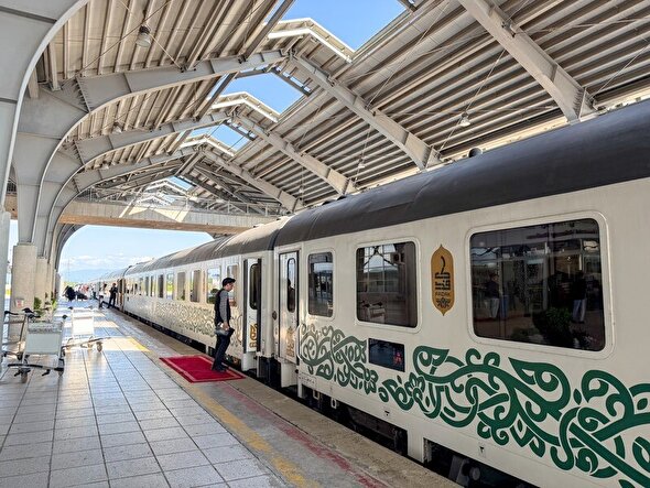 شآیا خرید بلیط قطار در زمان پیش فروش، موجب تفاوت کیفیت و ارائه خدمات با سایر بازه های زمانی است؟