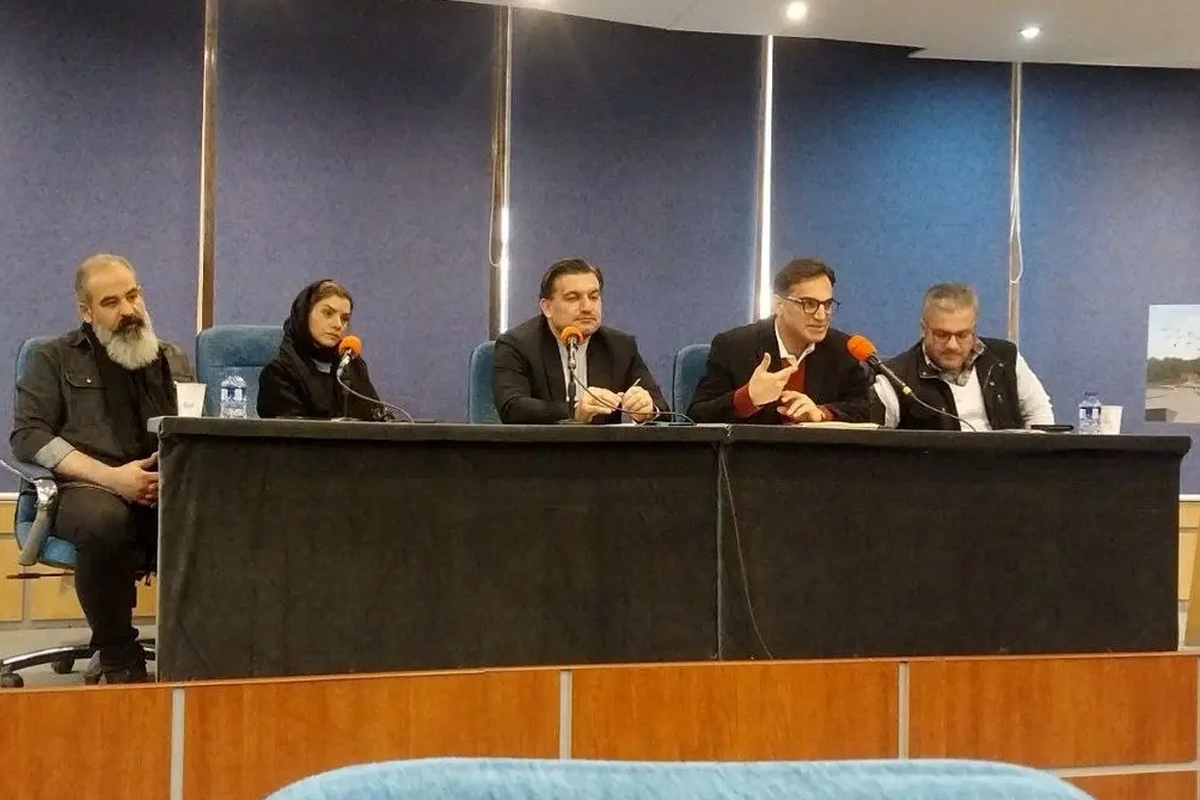 آماده سازی حریم تئاتر شهر پیش از جشنواره فجر 