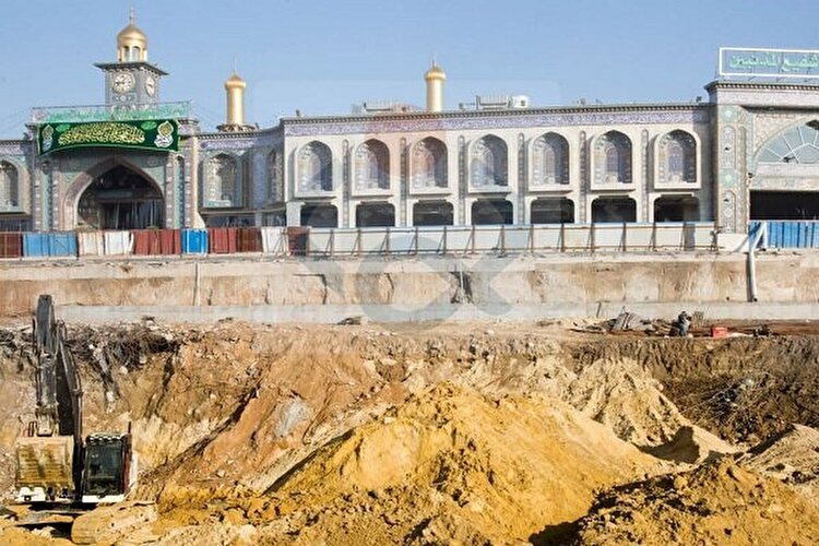 ببینید |  پدیدار شدن خاک صحرای کربلا در نزدیکی حرم امام حسین (ع)