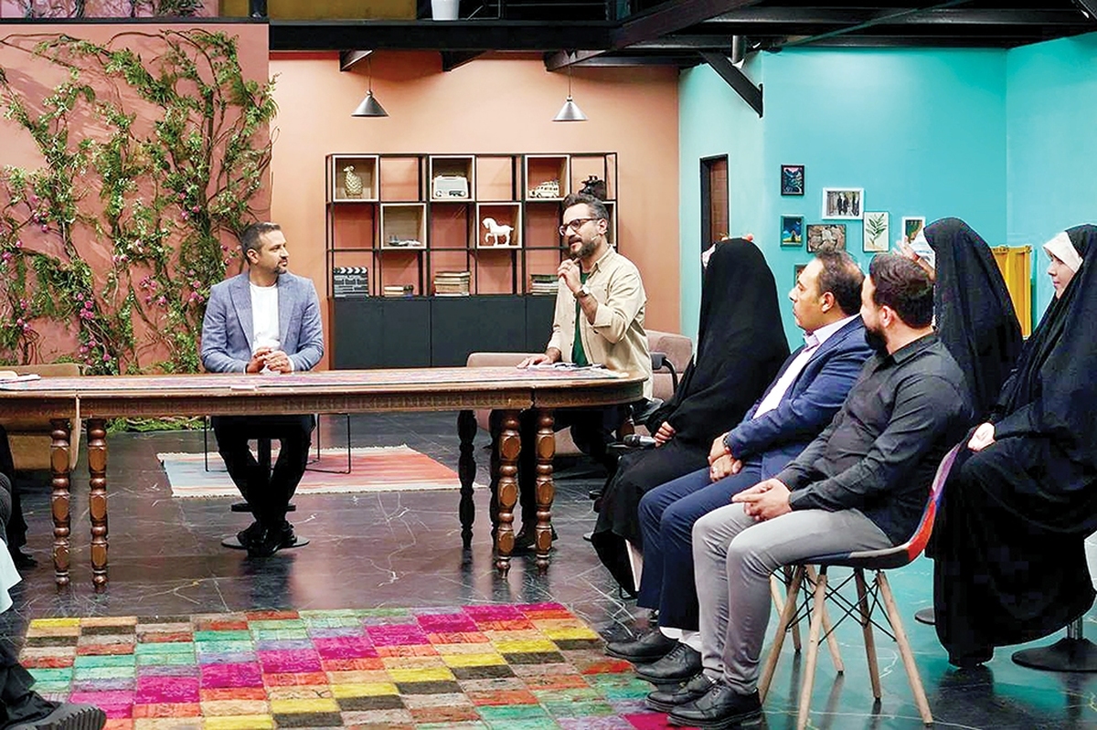 فصل جدید «عصر خانواده» نشان داده که رسانه فراتر از یک برنامه تلویزیونی است؛ بلکه می‌تواند یک نقطه شروع برای جریان‌های اجتماعی مثبت، همدلی و مشارکت واقعی در جامعه باشد. همراه‌کردن مردم و ایجاد انگیزه برای مشارکت در یک کار خیر، نمونه‌ای روشن از نقش اثرگذار رسانه در تغییر زندگی افراد و خانواده‌هاست.