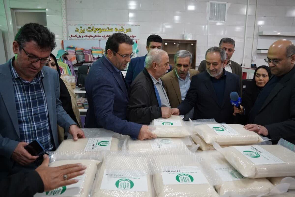 تشدید نظارت بر بازار قزوین در آستانه شب یلدا / کالاهای اساسی بدون کمبود در بازار