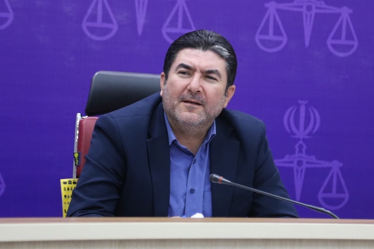 معاون اجتماعی و پیشگیری از وقوع جرم دادگستری کل استان قزوین با تأکید بر نقش بنیادین دانشگاه‌ها در تحقق عدالت پایدار گفت: پیشگیری از وقوع جرم بدون بهره‌گیری از ظرفیت علمی و پژوهشی دانشگاه‌ها امکان‌پذیر نیست.