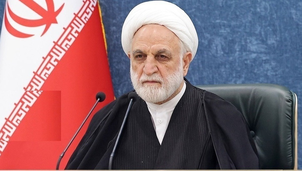 رئیس قوه قضائیه گفت: برای تعیین تکلیف وضع زندانیان مُعسر و ناتوان از ردمال و پرداخت دیون، باید از همه ظرفیت‌های قانونی بهره گرفت.