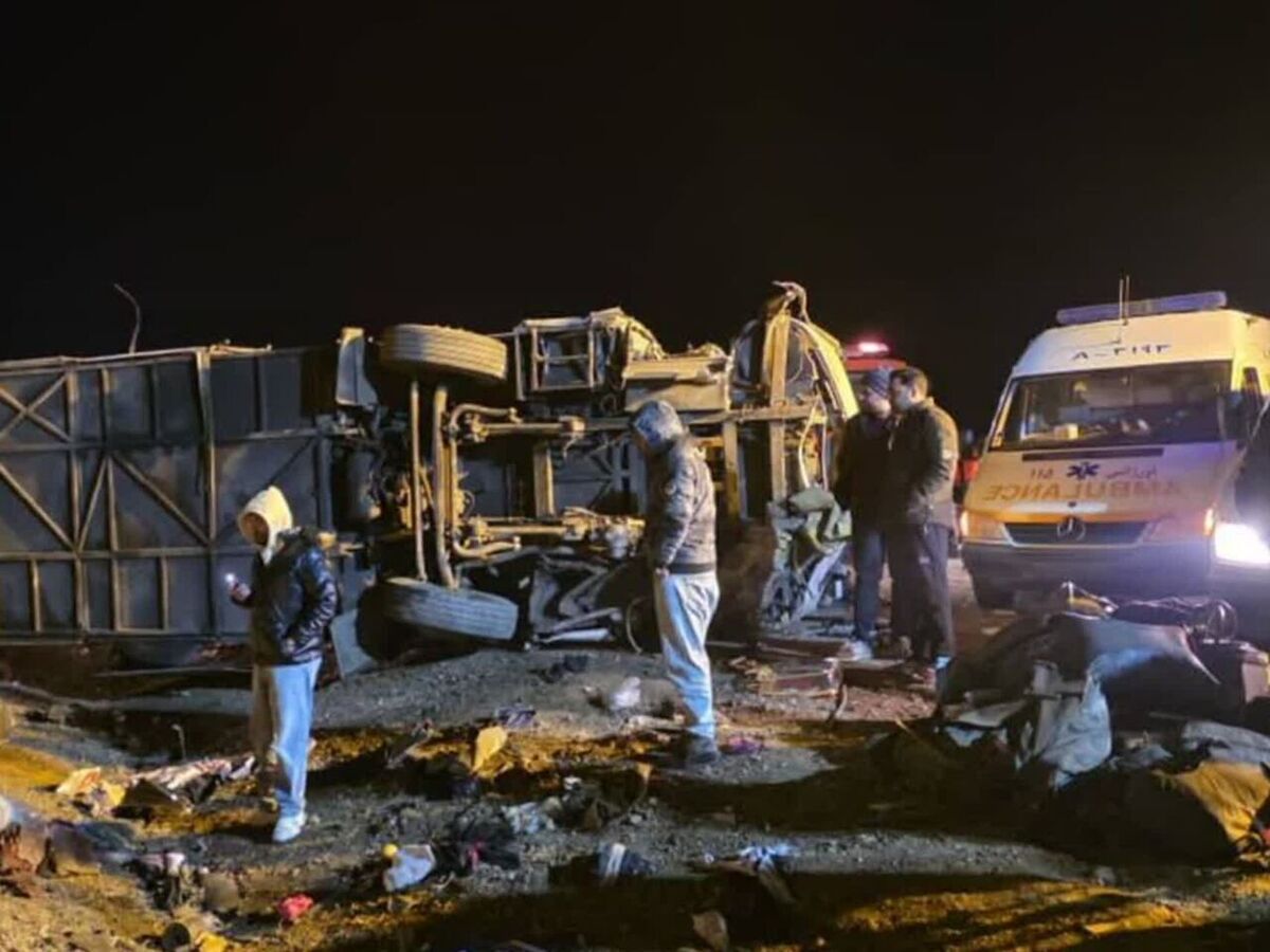 عکس و فیلم | اسامی مصدومان حادثه واژگونی اتوبوس اصفهان - مشهد اعلام شد