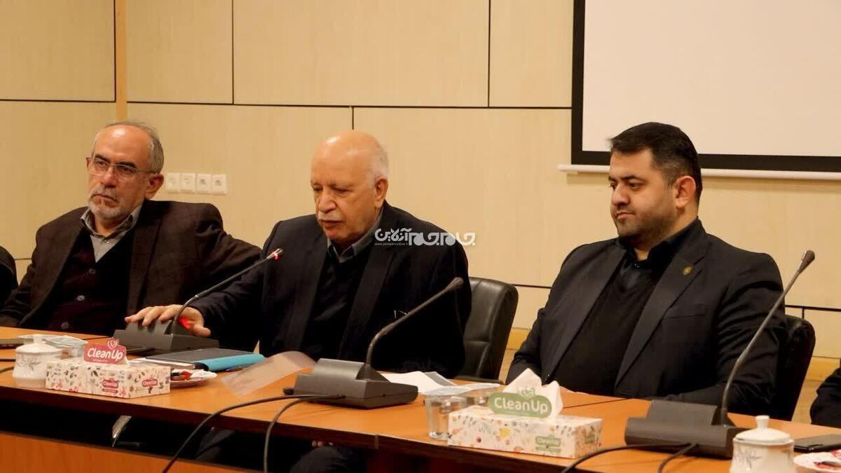 شهرداری ارومیه و انجمن خیریه «امید» با امضای تفاهم‌نامه‌ای مشترک، همکاری خود را برای ارتقای آگاهی عمومی درباره پیشگیری و تشخیص زودهنگام سرطان و ترویج مسئولیت اجتماعی در سطح شهر آغاز کردند. این همکاری شامل پویش‌های فرهنگی و رسانه‌ای و حمایت از بیماران نیازمند است.