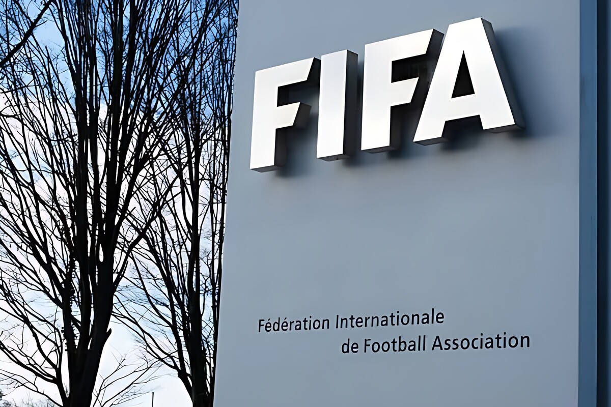 فیفا تصمیم گرفته است که بخشی از درآمد جام جهانی را برای بازسازی غزه اختصاص دهد.