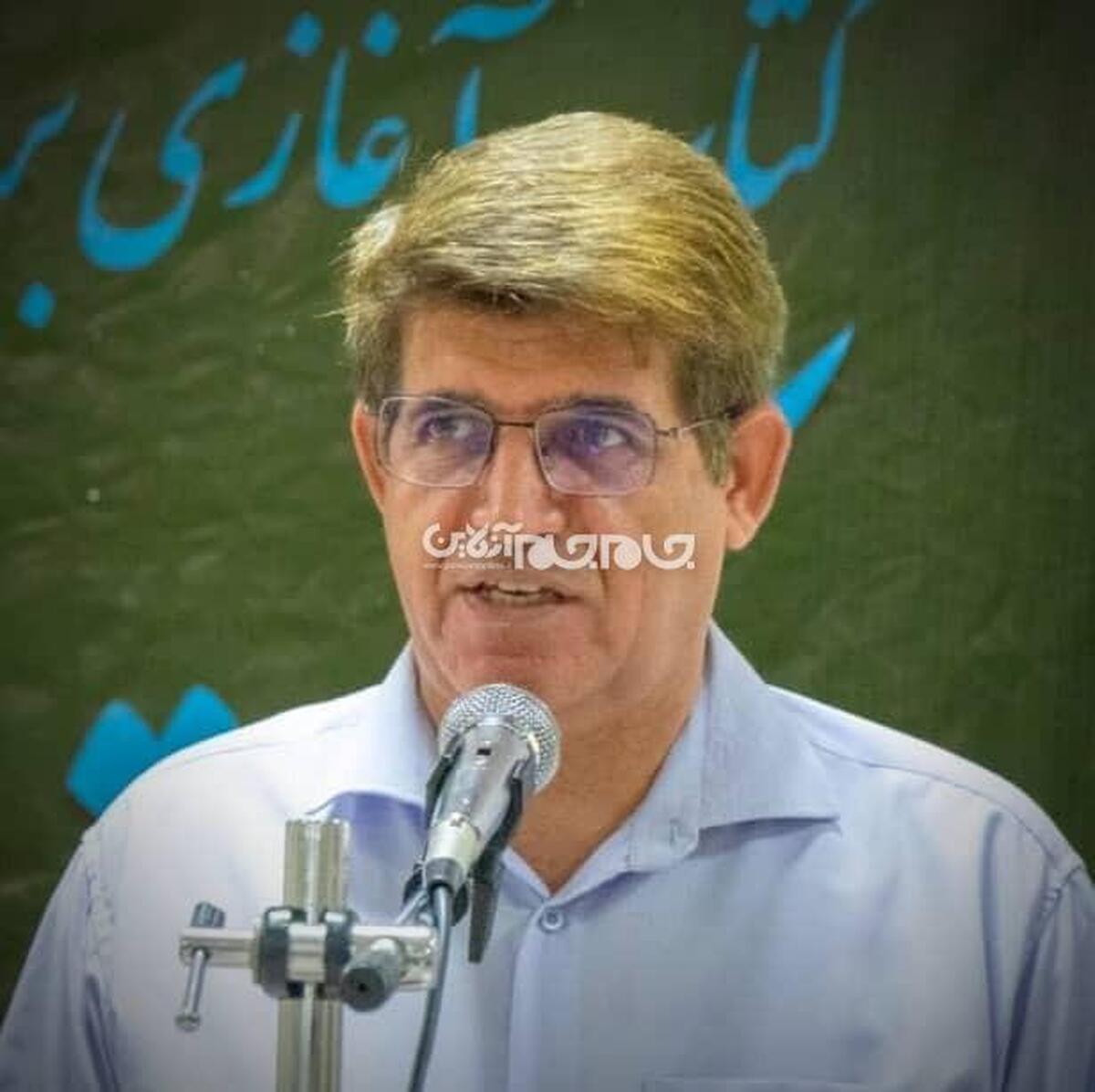 او در پاکستان، تنها یک کارمند دیپلماتیک نبود،جامعه‌شناس میدانی بود. آثار متعددی که در همان چند سال به نگارش درآورد ، از «مسیحیت و شیعه در پاکستان» گرفته تا «زن در پاکستان»، «احزاب و گروه‌های پاکستان» و «آموزش و پرورش پاکستان» نشان می‌دهد که گنجی، جامعه میزبان را موضوع شناخت می‌دانست، نه صرفاً عرصه‌ی تبلیغ.