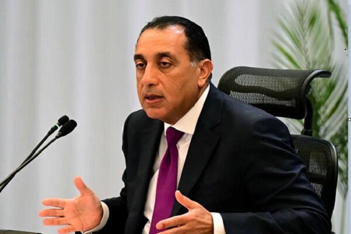 نخست وزیر مصر بیان کرد: مصر کاملا با تعرضات پی در پی اسرائیل علیه لبنان و تداوم اشغال بخش هایی از جنوب لبنان مخالفت است.