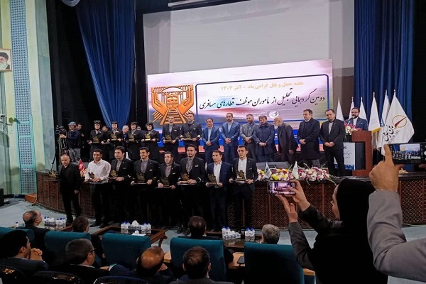 تجلیل از خادمان سفرهای ریلی در دومین گردهمایی مأموران قطارهای مسافری