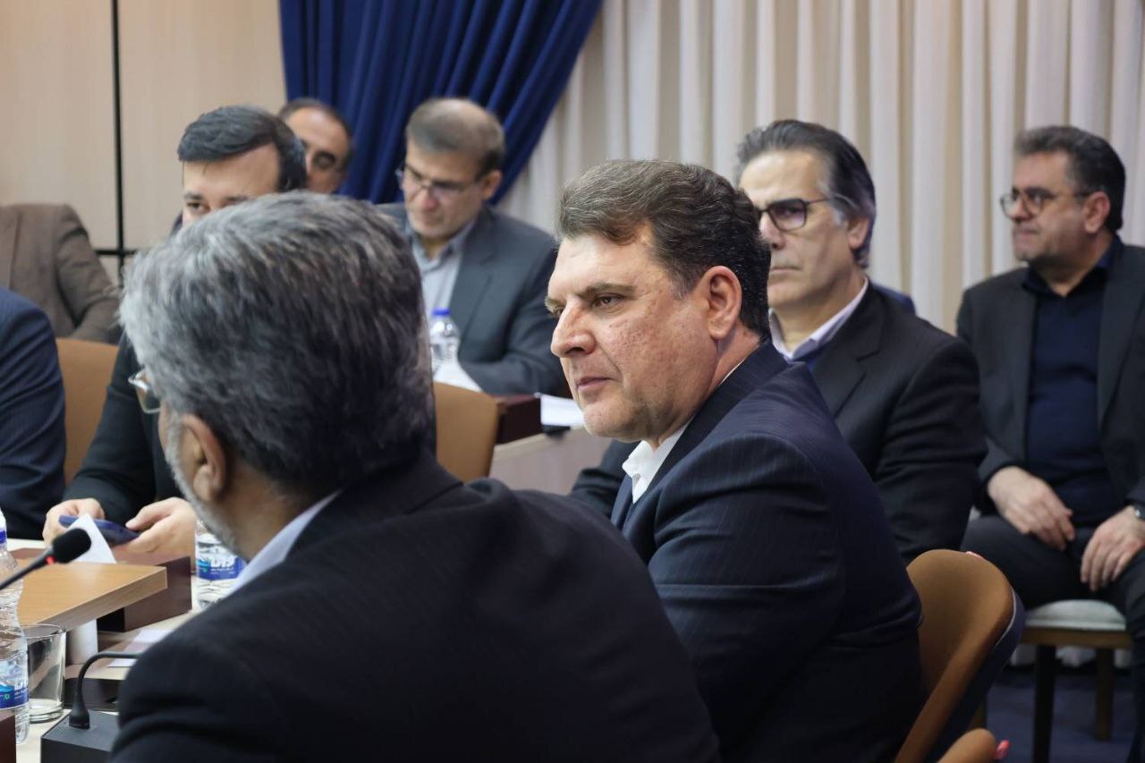 نشست تخصصی مدیران کل صداوسیما با محوریت انتخابات شورا‌های اسلامی شهر و روستا