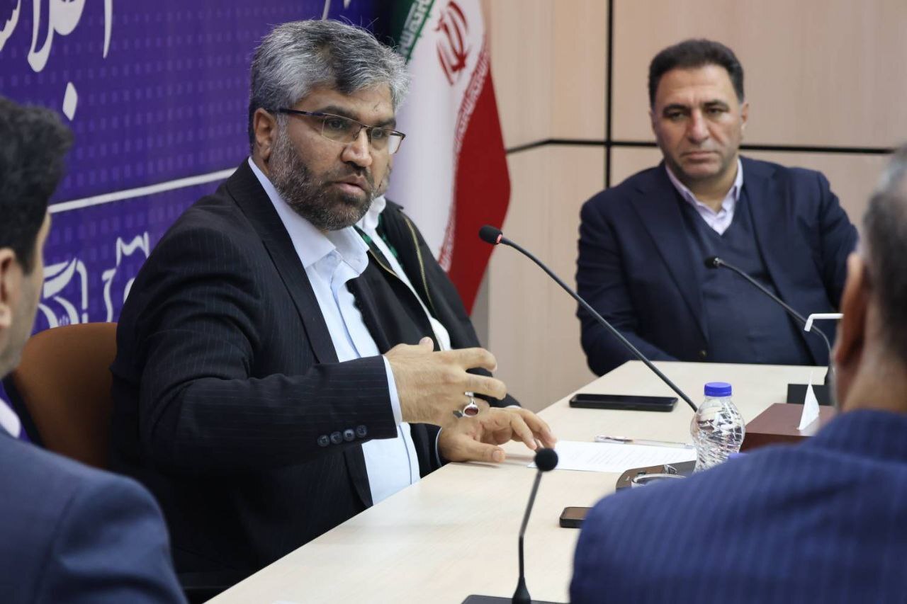 نشست تخصصی مدیران کل صداوسیما با محوریت انتخابات شورا‌های اسلامی شهر و روستا