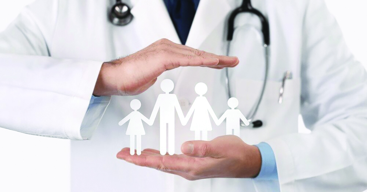 نیاز به حضور خیرین در حوزه‌‌ سلامت این‌روزها به ضرورتی غیر قابل انکار بدل شده و حالا فعالیت آنها برای ارتقای سطح بهداشت و درمان، از یک انتخاب داوطلبانه فراتر رفته است چراکه بدون مشارکت و حمایت فعال خیرین سلامت، دانشگاه‌های علوم پزشکی توانایی انجام کامل مسئولیت‌های خود را نخواهند داشت و مسیر توسعه‌‌ نظام سلامت با چالش‌های جدی روبه‌رو خواهد شد.