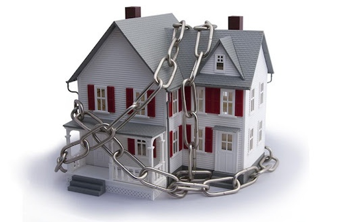 رئیس پلیس آگاهی استان البرز با هشدار نسبت به افزایش سرقت از منازل کم‌امن، اعلام کرد: بررسی‌ها نشان می‌دهد بیشتر سرقت‌ها در خانه‌هایی رخ می‌دهد که فاقد تجهیزات حفاظتی مناسب بوده و ساکنان آن اصول پیشگیری را جدی نگرفته‌اند.