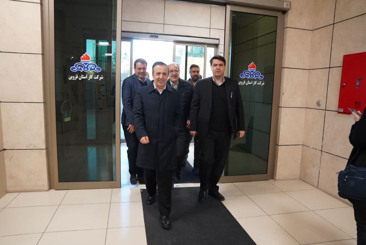 محمد نوذری استاندار قزوین در این بازدید از بخش‌های مختلف شرکت گاز از جمله واحد دیسپچینگ، مرکز کنترل و پایش شبکه واحد امداد و پاسخگویی به مشترکان بازدیدکرد.