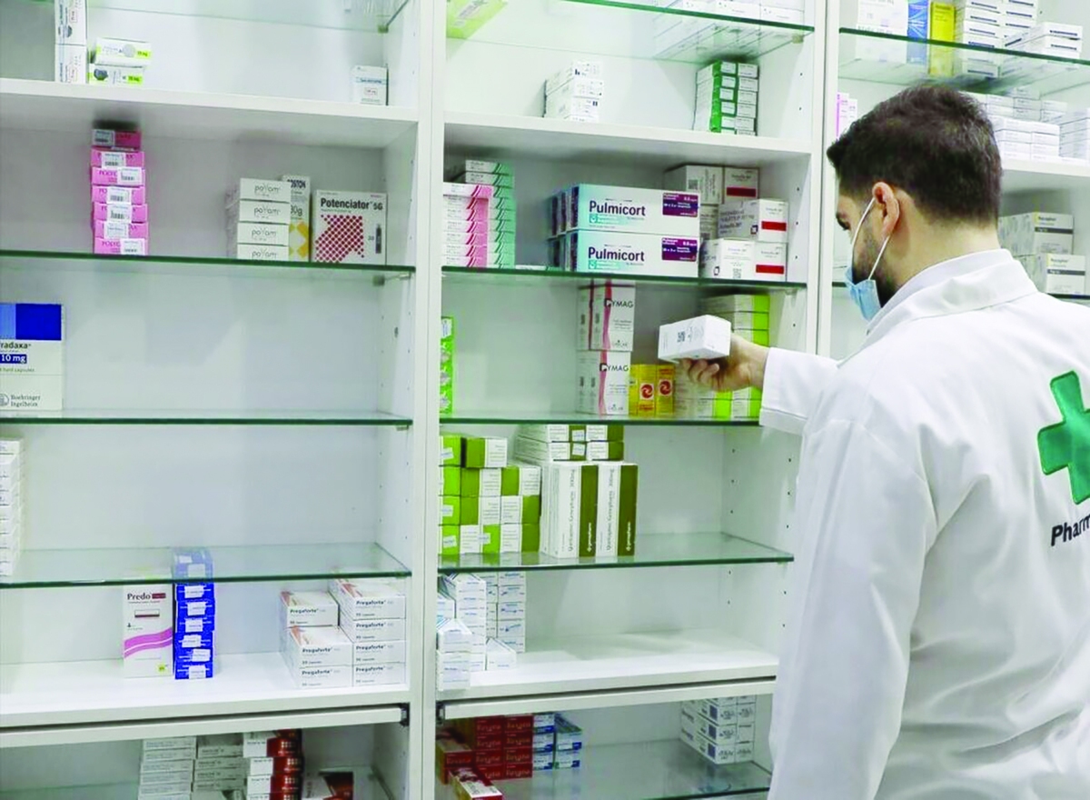 نسل جوان یکی از بزرگ‌ترین سرمایه‌های ملی کشور به‌شمار می‌رود؛ نسلی پرشور و توانمند که می‌تواند مسیر تحولات اجتماعی،فرهنگی وحتی دفاعی کشور رارقم بزند اما واقعیت این است که ظرفیت‌های این نسل هنوز به‌درستی دیده و هدایت نشده.دستگاه‌های فرهنگی و نهادهای متولی بابرنامه‌های پراکنده و بدون نقشه راه مشخص نتوانسته‌اند نقش خود در انتقال ارزش‌های ملی و دینی به جوانان ایفا کنند.