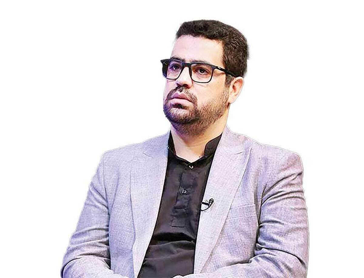 نسل جوان یکی از بزرگ‌ترین سرمایه‌های ملی کشور به‌شمار می‌رود؛ نسلی پرشور و توانمند که می‌تواند مسیر تحولات اجتماعی،فرهنگی وحتی دفاعی کشور رارقم بزند اما واقعیت این است که ظرفیت‌های این نسل هنوز به‌درستی دیده و هدایت نشده.دستگاه‌های فرهنگی و نهادهای متولی بابرنامه‌های پراکنده و بدون نقشه راه مشخص نتوانسته‌اند نقش خود در انتقال ارزش‌های ملی و دینی به جوانان ایفا کنند.