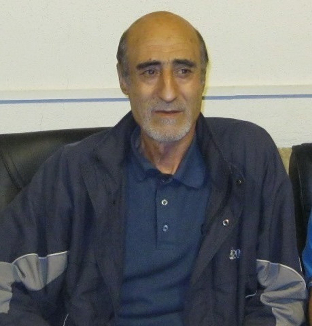 در سراسر دنیا استفاده از بازیکنان باتجربه زمانی معنا پیدا می‌کند که آن‌ها همچنان در چرخه حرفه‌ای ورزش حضور فعال داشته باشند و به‌ روز بمانند. تجربه زمانی کارآمد است که در دل رقابت زنده باشد. بازیکنی که سال‌ها از فضای حرفه‌ای فاصله گرفته، طبیعتاً نمی‌تواند همان بازدهی گذشته را در بالاترین سطح به‌ویژه در تیم ملی ارائه دهد. بازگشت به اوج نیازمند حضور مداوم در تمرینات، لیگ‌های معتبر و رقابت مستمر است، موضوعی که نمی‌توان از آن چشم‌ پوشی کرد.