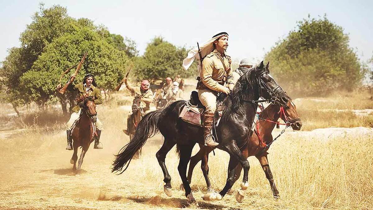 تولید درام ضد‌استعماری و ضد‌صهیونیستی «فلسطین ۳۶» برای خودش حکم یک فیلم سینمایی پرتنش و سخت را دارد. آن‌ماری جاسر کارگردان فیلم در چهارمین ساخته سینمایی خود سراغ یکی از ملتهب‌ترین بخش‌های تاریخ ملت فلسطین رفته که تاکنون کمترموردتوجه قرارگرفته است؛منظورقیام مردم فلسطین درسال۱۹۳۶علیه امپراتوری بریتانیاو شکل‌‌گیری اولیه حضور صهیونیست‌ها در سرزمین فلسطین است.