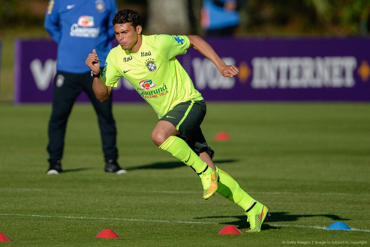 تیاگو سیلوا بازیکن نامدار برزیلی که در  فلومیننزه بازی می‌کرد، با امضای قراردادی با اف‌سی پورتو، به فوتبال اروپا برگشت.