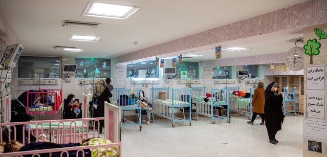 مراجعات بیماران در پیک آنفلوآنزا ۲ برابر شد/ از مراجعه غیرضروری به اورژانس خودداری کنید مراجعات بیماران در پیک آنفلوآنزا ۲ برابر شد/ از مراجعه غیرضروری به اورژانس خودداری کنید