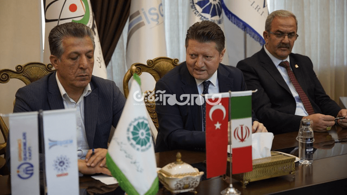 مسلم آی‌گون، سرکنسول ترکیه در ارومیه، با تأکید بر تداوم مذاکرات مرزی و گمرکی میان دو کشور گفت هدف آنکارا و تهران رسیدن به تجارت ۳۰ میلیارد دلاری است و با رفع موانع اداری و مرزی، مسیر همکاری‌های اقتصادی و فناورانه بیش از گذشته تقویت خواهد شد.