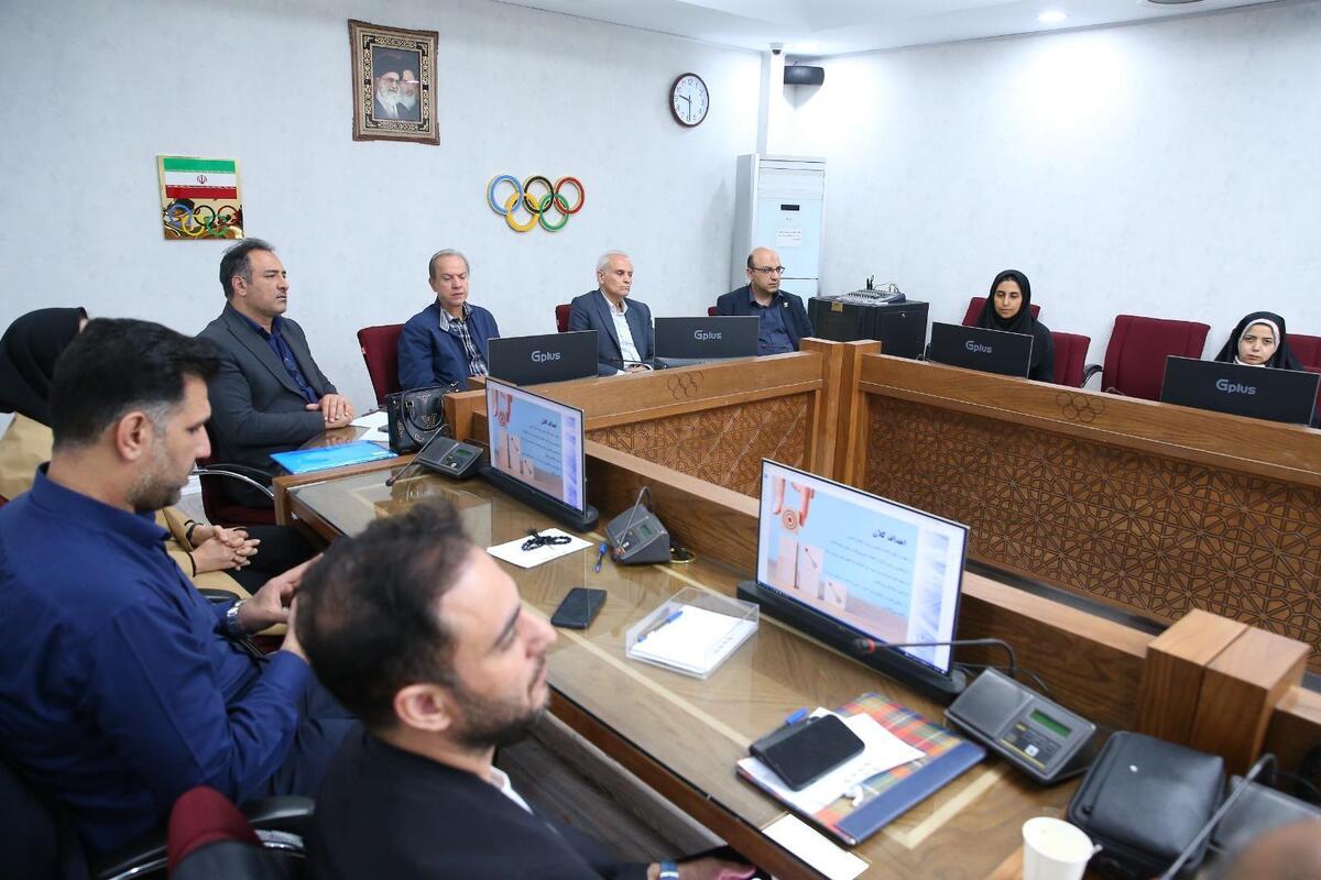 هفتمین و آخرین نشست یازدهمین دوره مدیریت ورزشی با حضور دکتر مهدی علی نژاد، اساتید و شرکت کنندگان برگزار شد.