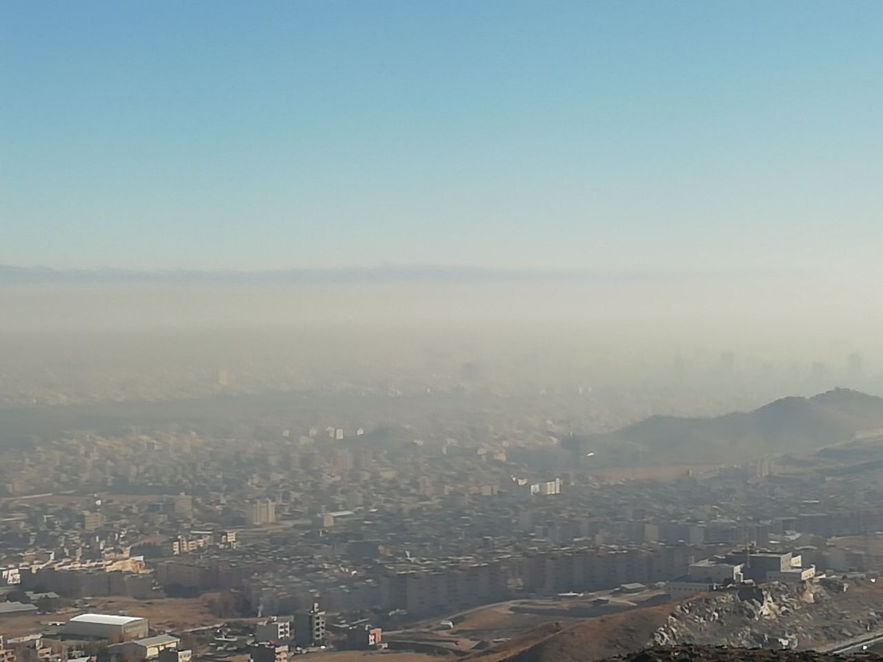 زنگ خطر آلودگی در مشهد؛ تداوم وضعیت ناسالم برای بیستمین روز متوالی