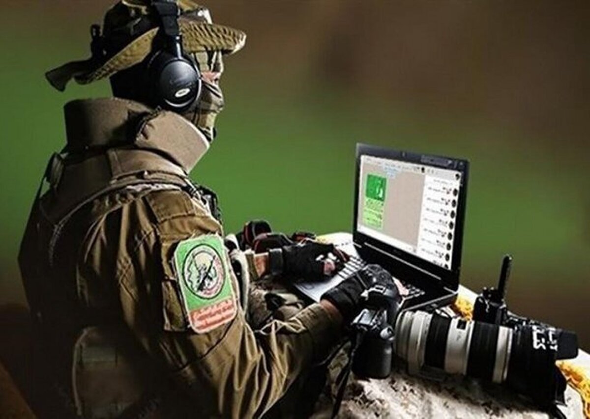 گزارش‌های رسانه‌های عبری حکایت از آن دارد که جنبش حماس نه تنها با ساخت یک «پازل اطلاعاتی» پیچیده، جزئیات دقیقی از ارتش اشغالگر جمع‌آوری کرده، بلکه سال‌ها پیش از عملیات «طوفان الاقصی» نیز درگیر جنگ سایبری گسترده‌ای با این رژیم بوده است.