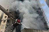 ببینید | نجات بیش از ۳۰ نفر از آتش‌ سوزی برج ۲۰ طبقه در تهران