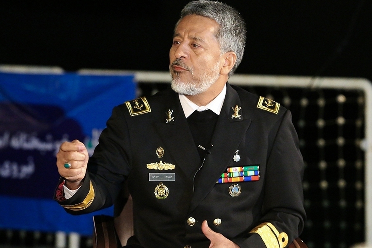 ببینید | رهبر انقلاب گفتند: «به درک که [خارجی‌ها] رفتند! خودتان بروید پای کار و درست کنید»