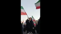 ببینید | پرچم بالاست