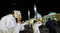 ببینید | قرائت دعای جوشن کبیر در مسجد جمکران؛ شب نوزدهم